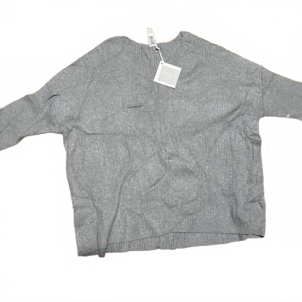 Wyine Layers Women’s Ribbed Gray Top – Size 1X Plus –